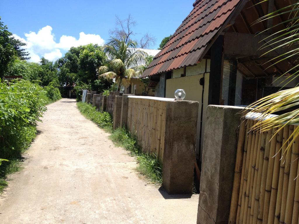 Balengku Homestay Gili Air Kültér fotó